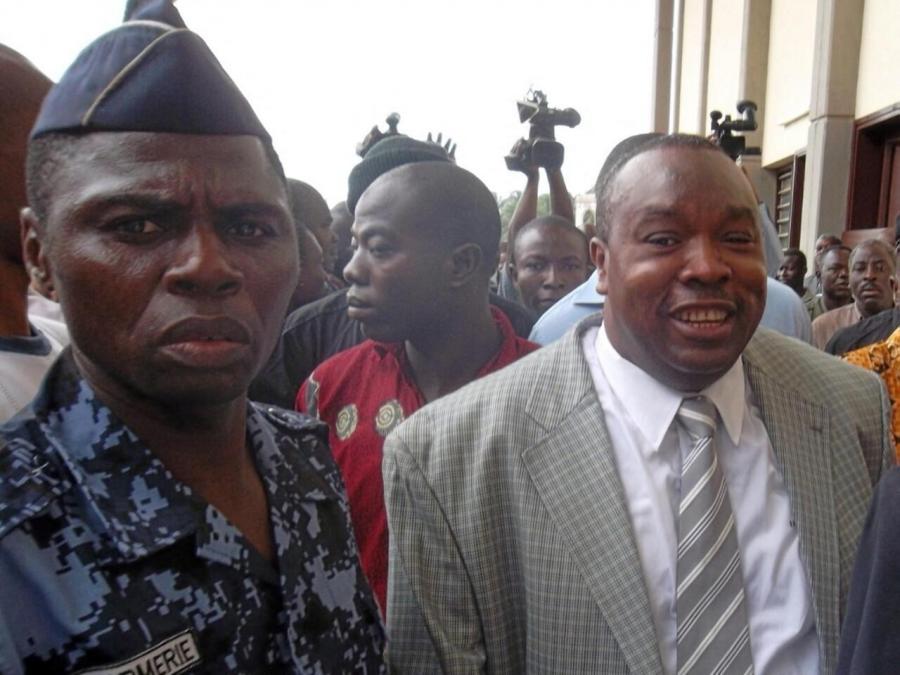 Pavillon militaire du CHU de Lomé: Kpatcha Gnassingbé se porte de plus en plus en bonne forme