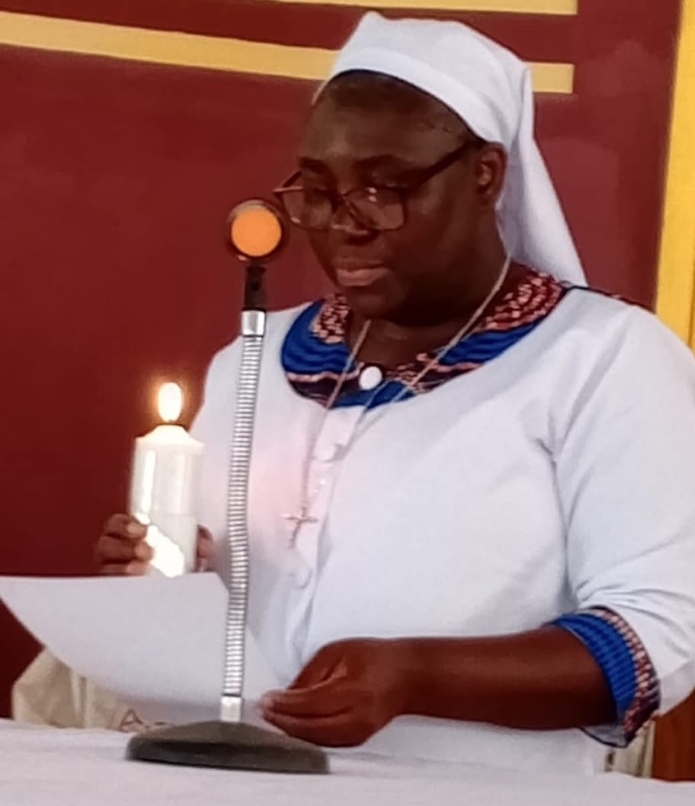 Célébration du jubilé d’argent de la vie religieuse de la soeur Reine Béléi :  Renouvellement des voeux, témoignages …