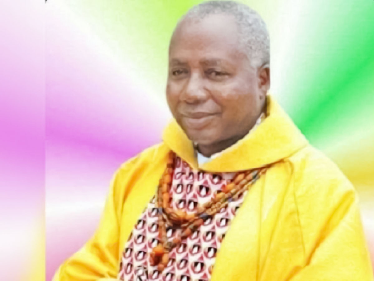 Religion : Le Cur&eacute; de BadouÂ  le P&egrave;re Mo&iuml;se Touho nomm&eacute; &eacute;v&ecirc;que d'Atakpam&eacute;