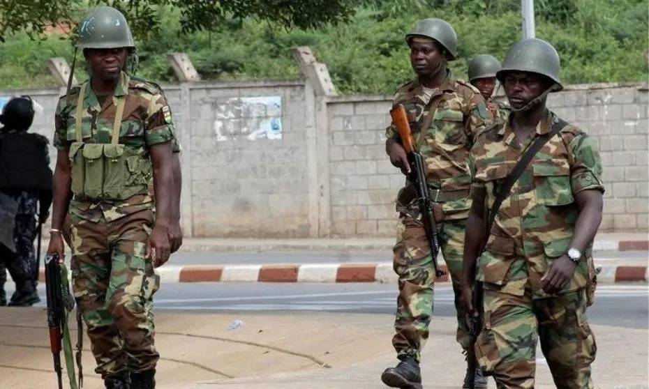 Coups de feu terroristes ce matin &agrave; Lom&eacute; :  Pas de panique, c'est une simulation