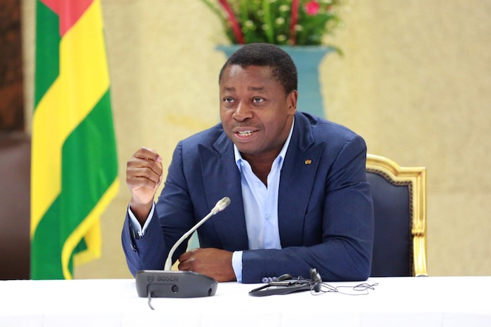 Lutte contre la vie ch&egrave;re :  En plus de ses dix mesures, le pr&eacute;sident Faure appelle  &agrave; la solidarit&eacute; et &agrave; plus d'ardeur au travail
